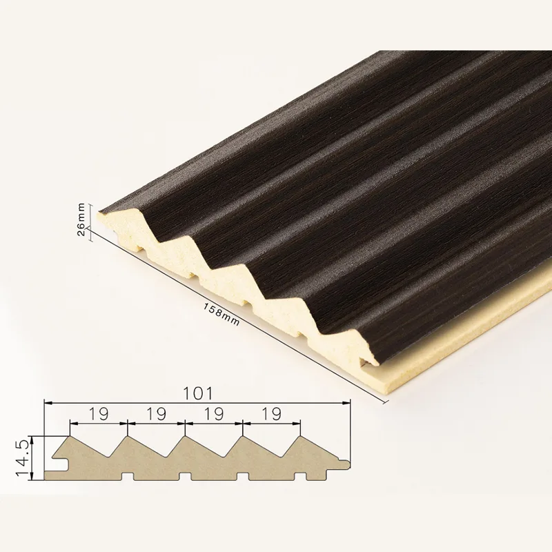 95 Kiinteä erikoismuotoiltu 5-ristikköinen uurrettu paneeli